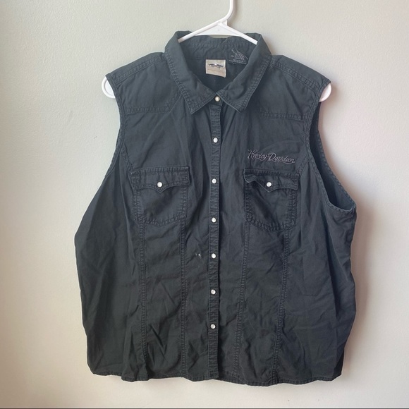 Harley-Davidson Jackets & Blazers - Harley Davidson light weight vest with angel wing detailing on the back
